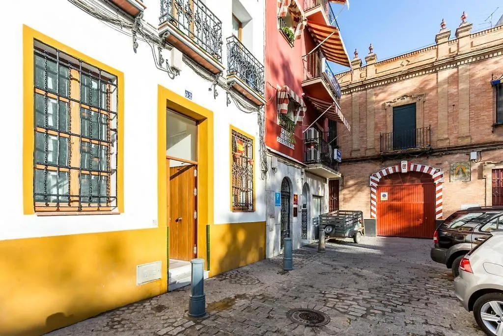 Plaza De Los Curtidores Sevilla Seville